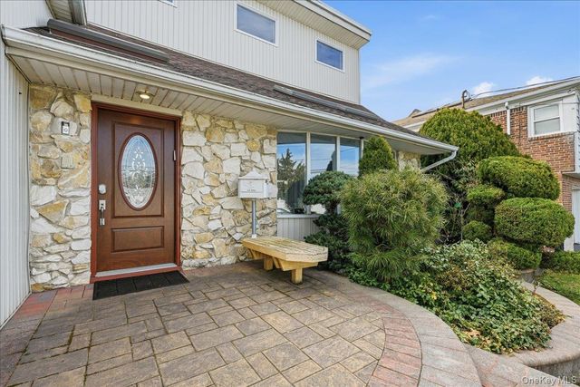 3454 Woodward Street, Oceanside, NY 11572