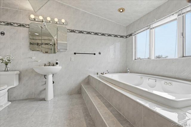 3454 Woodward Street, Oceanside, NY 11572