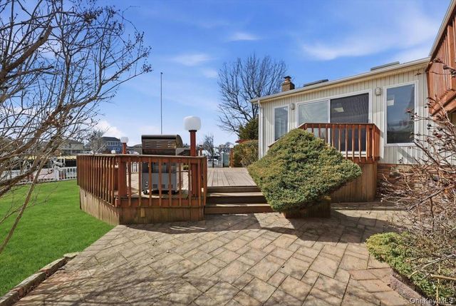 3454 Woodward Street, Oceanside, NY 11572