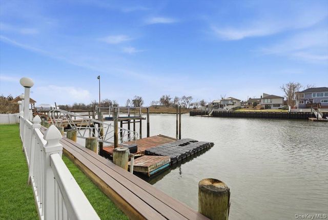 3454 Woodward Street, Oceanside, NY 11572