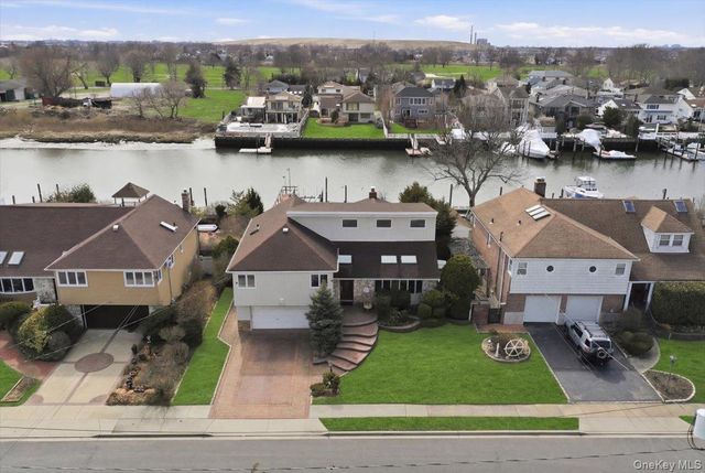 3454 Woodward Street, Oceanside, NY 11572