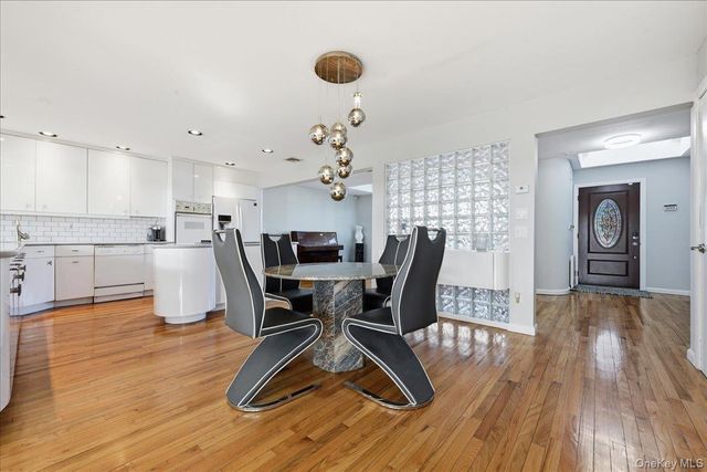 3454 Woodward Street, Oceanside, NY 11572