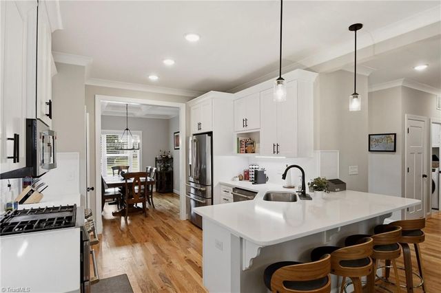 164 Pipers Ridge East, Winston-salem, NC 27127