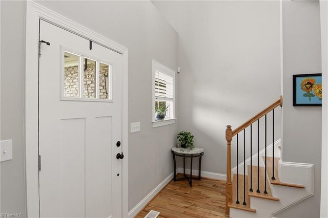 164 Pipers Ridge East, Winston-salem, NC 27127