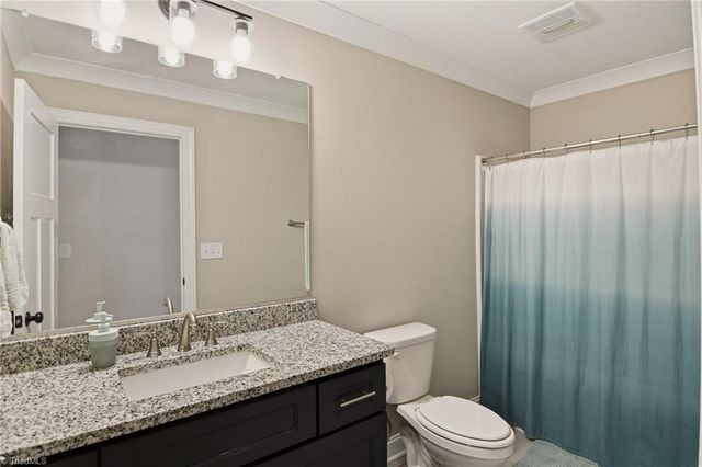 164 Pipers Ridge East, Winston-salem, NC 27127