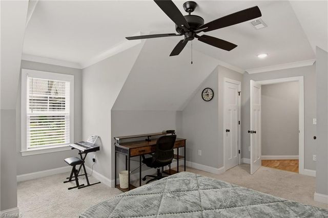 164 Pipers Ridge East, Winston-salem, NC 27127