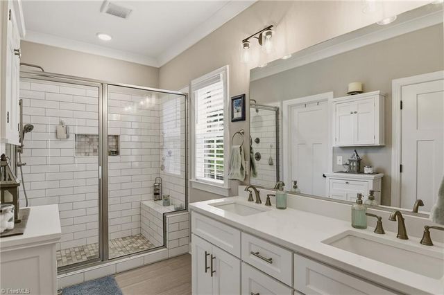 164 Pipers Ridge East, Winston-salem, NC 27127