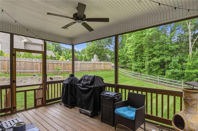 164 Pipers Ridge East, Winston-salem, NC 27127