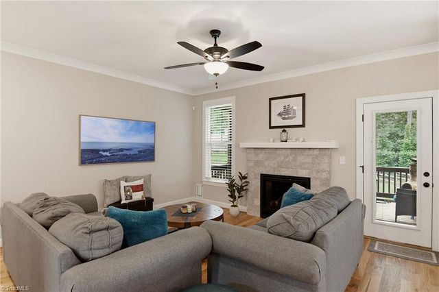 164 Pipers Ridge East, Winston-salem, NC 27127