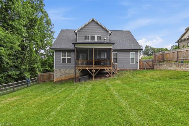 164 Pipers Ridge East, Winston-salem, NC 27127
