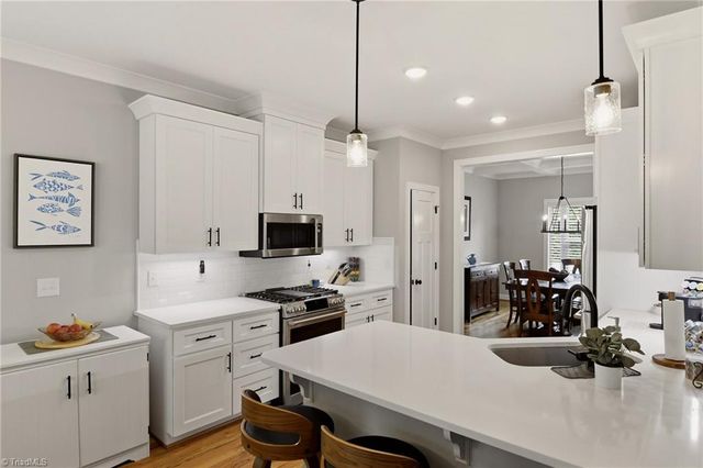 164 Pipers Ridge East, Winston-salem, NC 27127