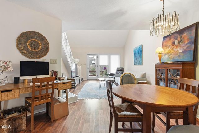 127 Essex Drive, Chapel Hill, NC 27514