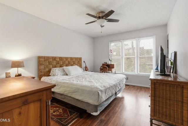 127 Essex Drive, Chapel Hill, NC 27514