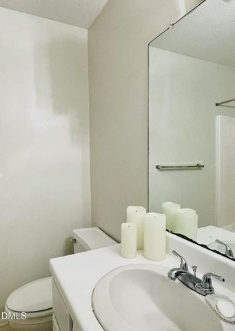 127 Essex Drive, Chapel Hill, NC 27514