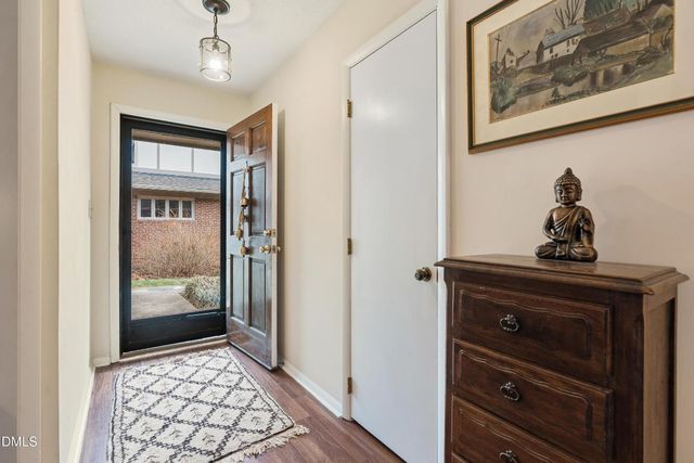 127 Essex Drive, Chapel Hill, NC 27514