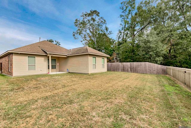 9188 Redwood Lake Blvd, Zachary, LA 70791