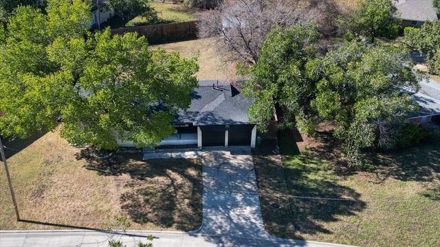 5920 Tourist Drive, North Richland Hills, TX 76117
