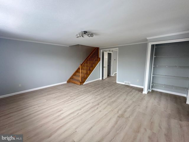 346 RIDGEWAY PL, Philadelphia, PA 19116