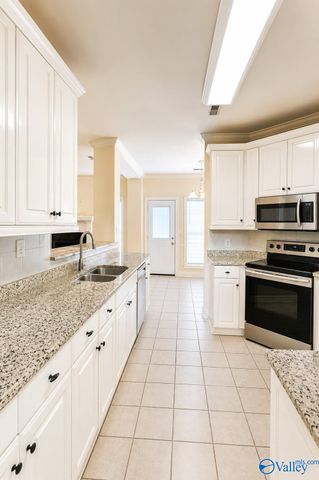 2614 SE Bransford Trail SE, Owens Cross Roads, AL 35763