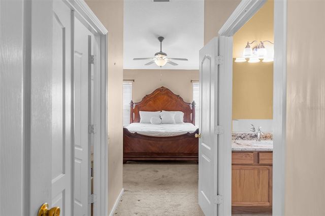 5868 WAR ADMIRAL DRIVE, Wesley Chapel, FL 33544