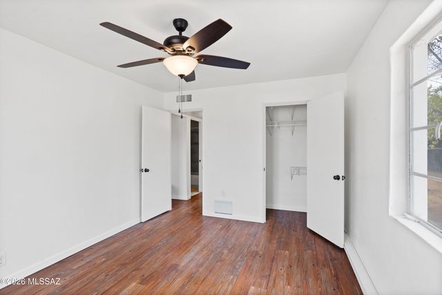 2912 N Bentley Avenue, Tucson, AZ 85716