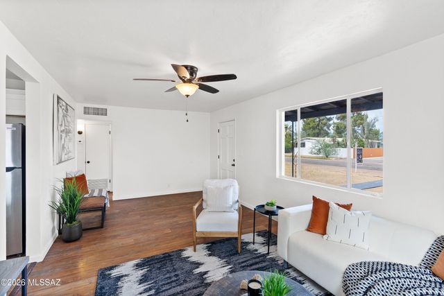 2912 N Bentley Avenue, Tucson, AZ 85716