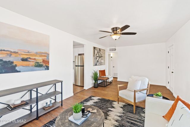 2912 N Bentley Avenue, Tucson, AZ 85716