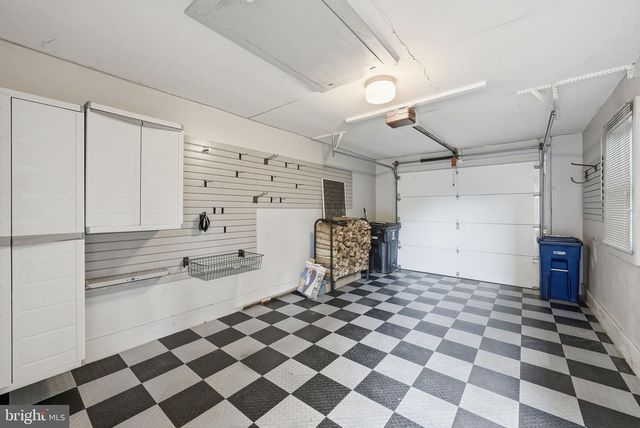 2638 FAIRFAX DR, Arlington, VA 22201