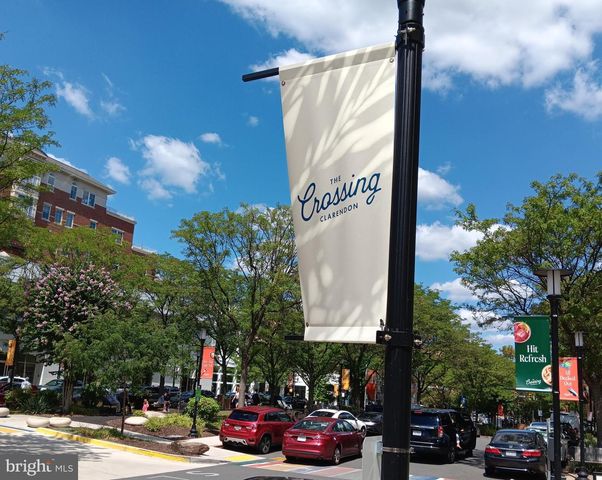 2638 FAIRFAX DR, Arlington, VA 22201
