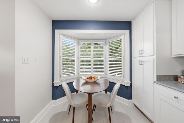 2638 FAIRFAX DR, Arlington, VA 22201