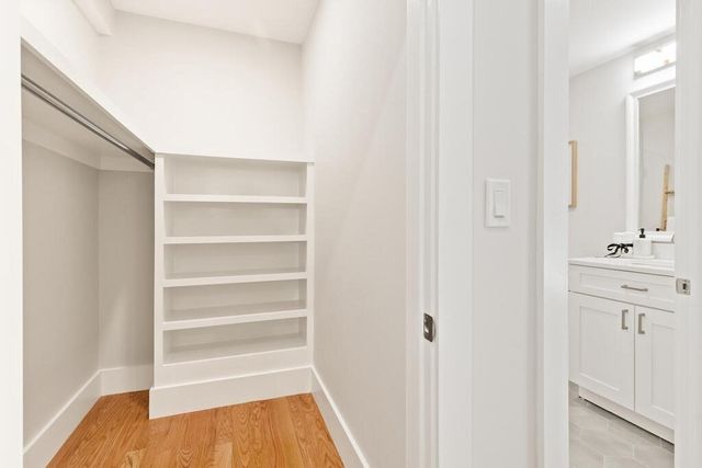 32 Cambridge Terrace 2, Cambridge, MA 02140