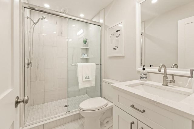 32 Cambridge Terrace 2, Cambridge, MA 02140