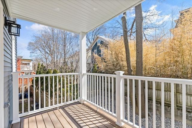 32 Cambridge Terrace 2, Cambridge, MA 02140