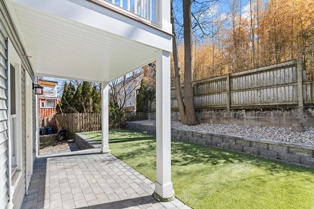 32 Cambridge Terrace 2, Cambridge, MA 02140