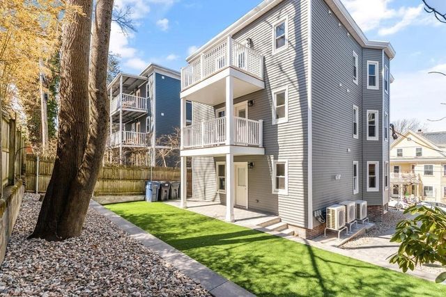 32 Cambridge Terrace 2, Cambridge, MA 02140