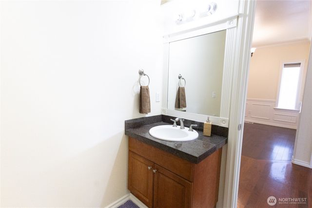 11816 SE 240th Place, Kent, WA 98030