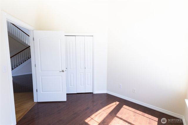 11816 SE 240th Place, Kent, WA 98030