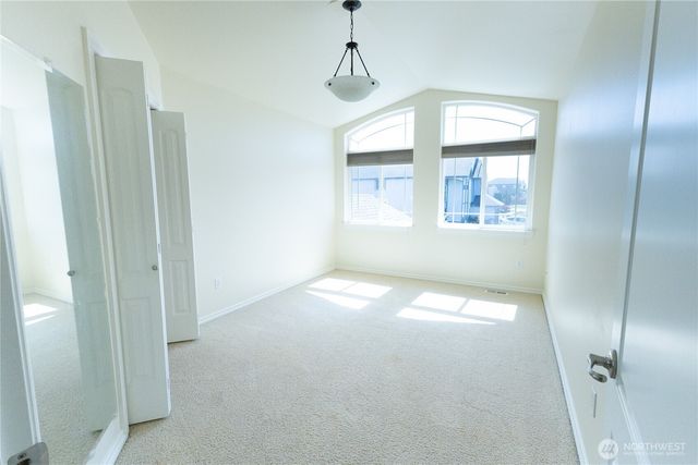 11816 SE 240th Place, Kent, WA 98030