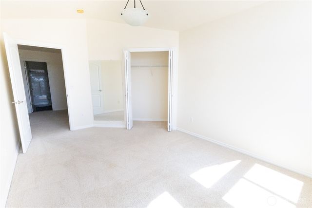 11816 SE 240th Place, Kent, WA 98030