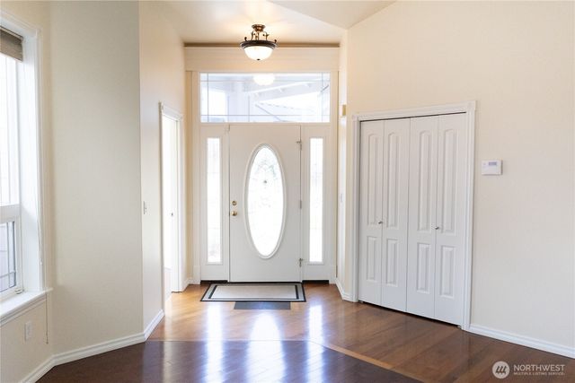 11816 SE 240th Place, Kent, WA 98030