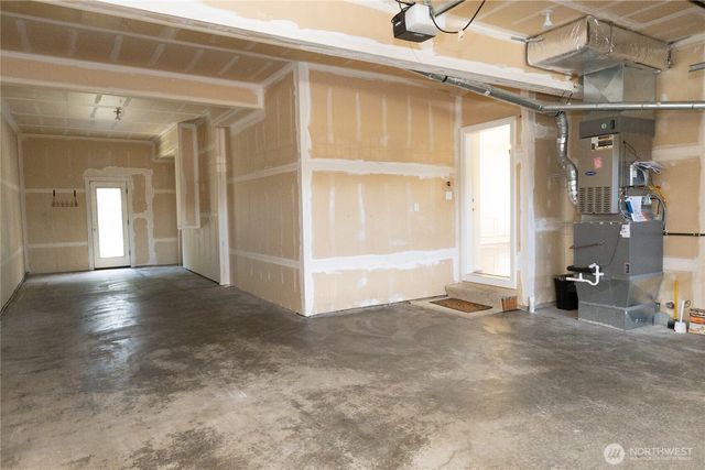 11816 SE 240th Place, Kent, WA 98030
