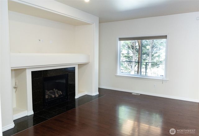 11816 SE 240th Place, Kent, WA 98030