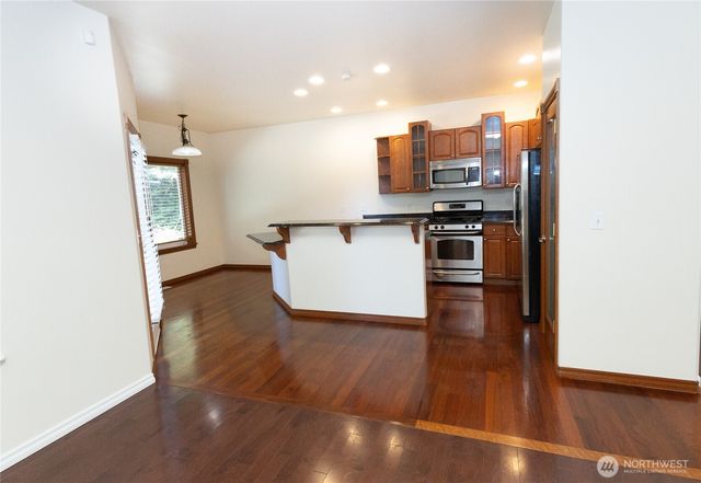 11816 SE 240th Place, Kent, WA 98030