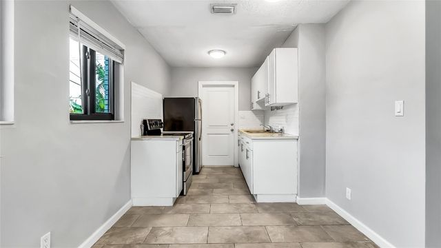 804 SW 28th Street, Fort Lauderdale, FL 33315