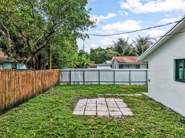 804 SW 28th Street, Fort Lauderdale, FL 33315