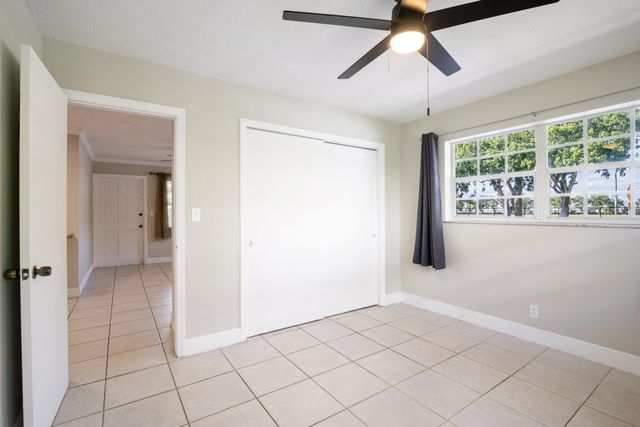 5230 NE 14th Way, Fort Lauderdale, FL 33334