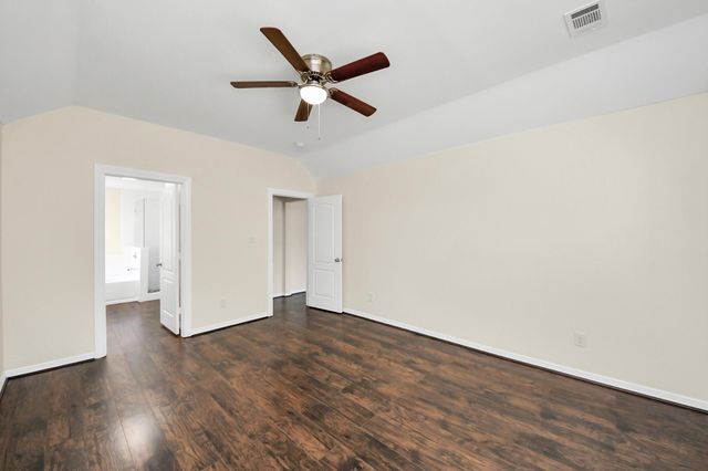 7215 Log Cradle Drive, Houston, TX 77041