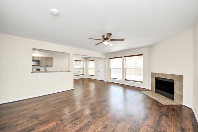 7215 Log Cradle Drive, Houston, TX 77041