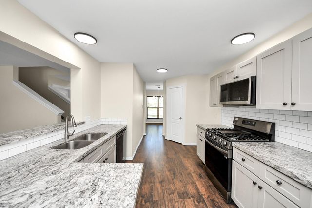 7215 Log Cradle Drive, Houston, TX 77041