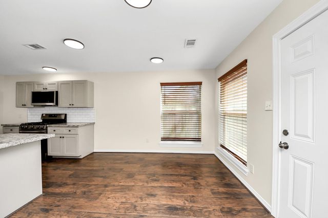 7215 Log Cradle Drive, Houston, TX 77041